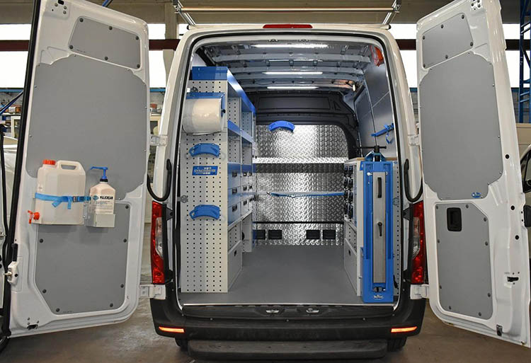 01 Sprinter avec mobilier Syncro Suisse