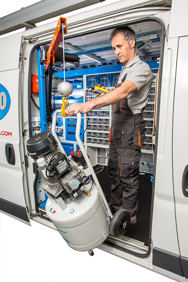 01 grue pour fourgons