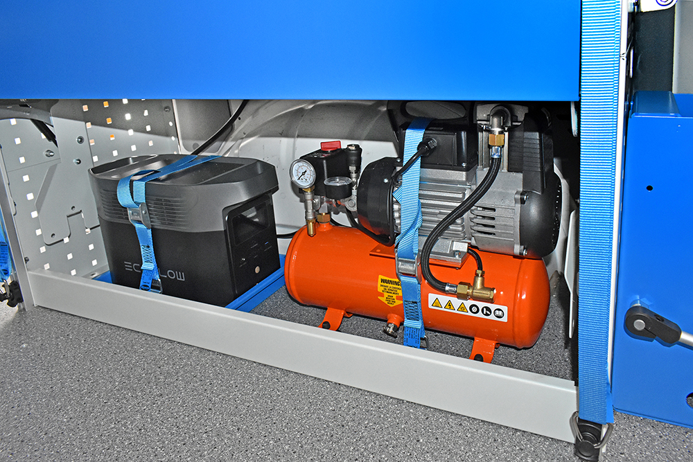 04 ecoflow et fourgon set-up Syncro Suisse