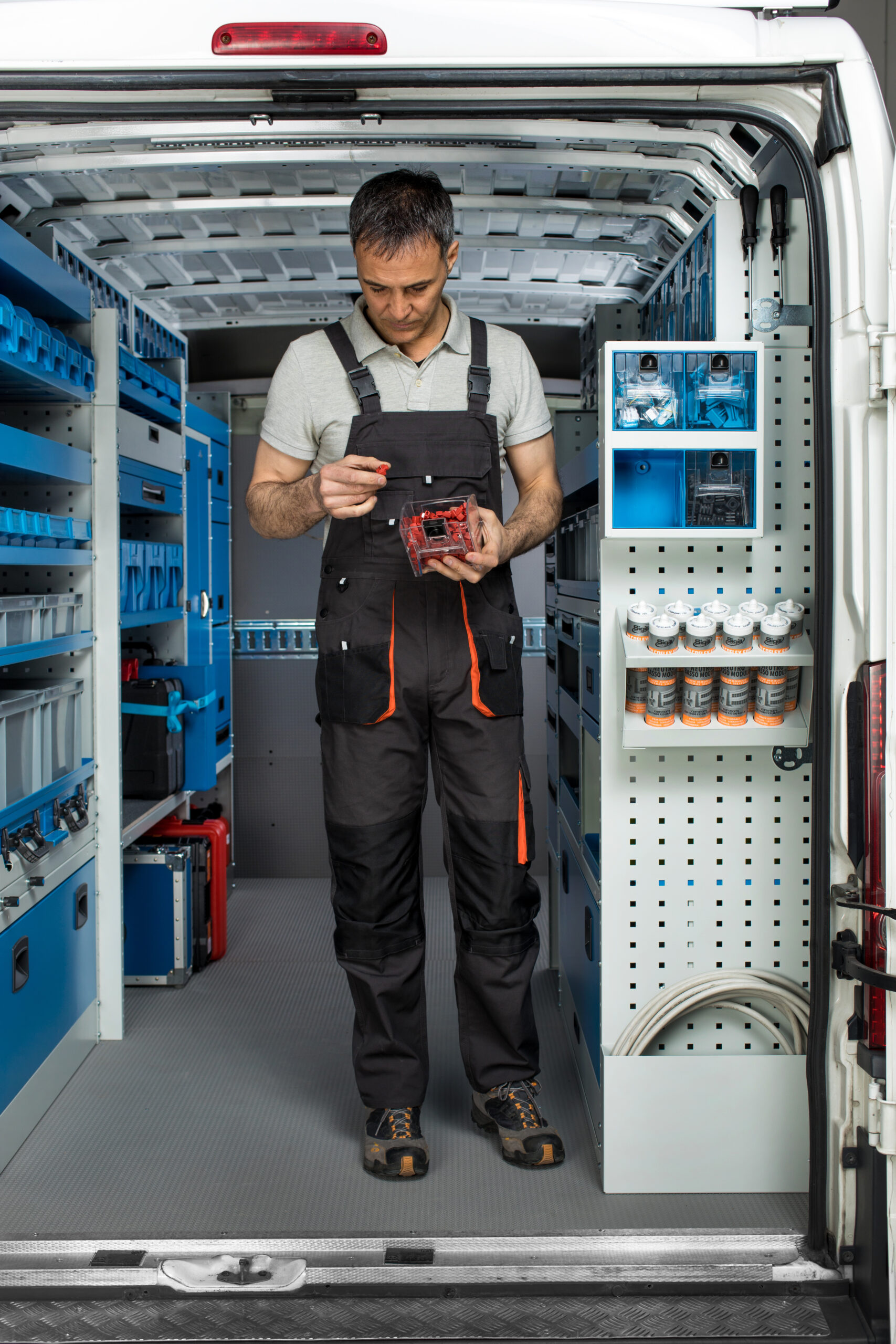 03 Tiroirs transparents rabattables Syncro Suisse